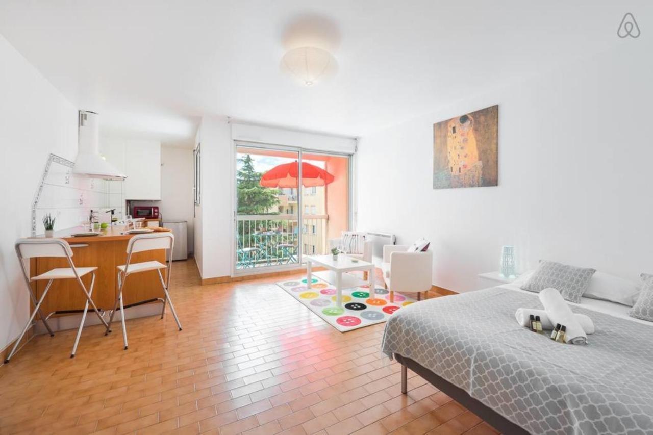 Charming Studio Close To The Train Station - Air Rental Монпелие Екстериор снимка